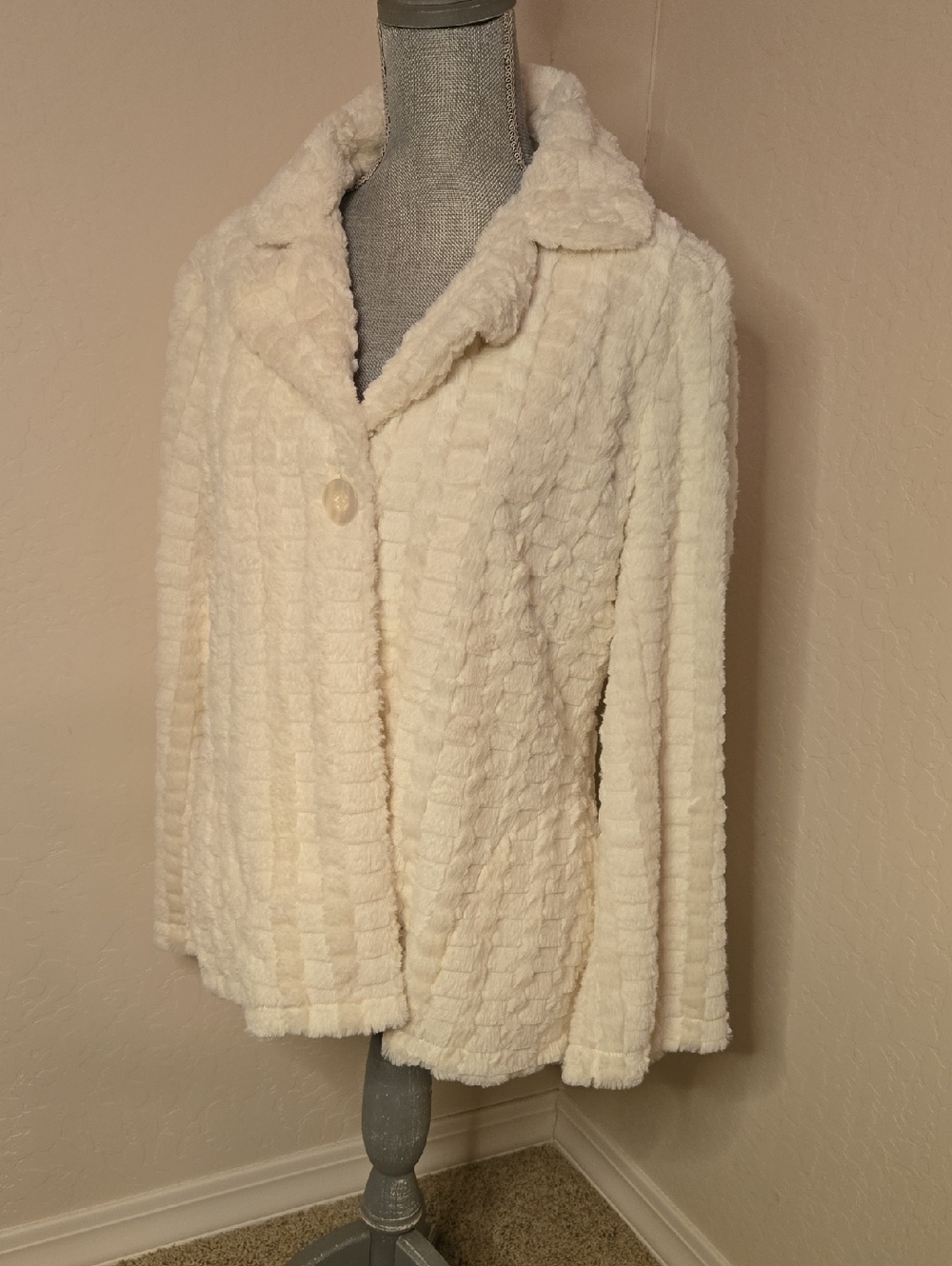 Multiples Faux Fur Jacket - Picture 2 of 12